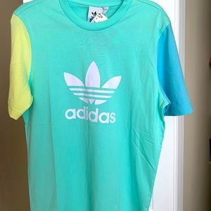NWT Adidas Logo Tshirt- Mens Small